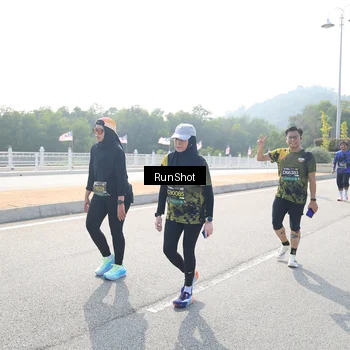 Runner Photo 6933695