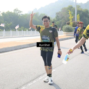 Runner Photo 6933705