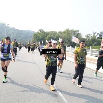 Runner Photo 6933706