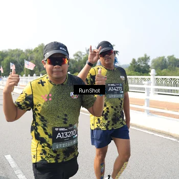 Runner Photo 6933727