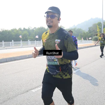 Runner Photo 6933733