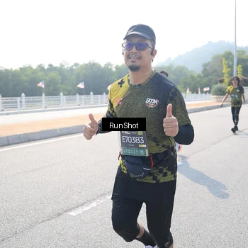 Runner Photo 6933734