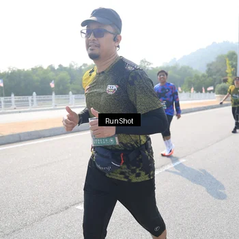 Runner Photo 6933735
