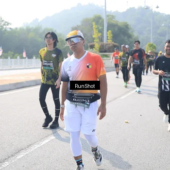 Runner Photo 6933748