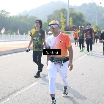 Runner Photo 6933757