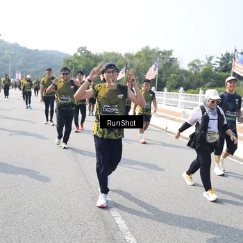 Runner Photo 6933784