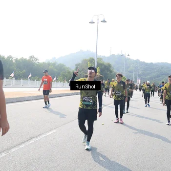 Runner Photo 6933793