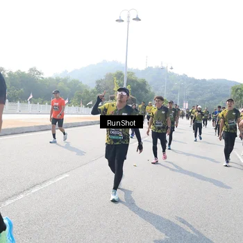 Runner Photo 6933795