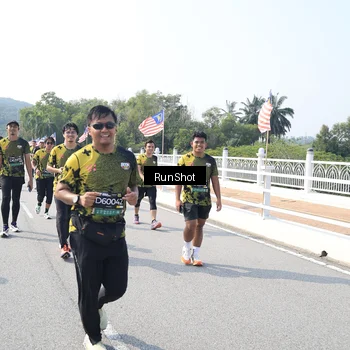 Runner Photo 6933796