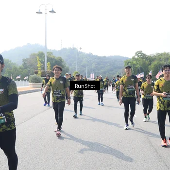 Runner Photo 6933797