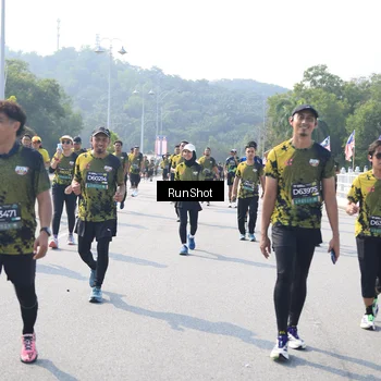 Runner Photo 6933802