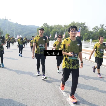 Runner Photo 6933806