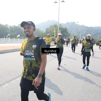 Runner Photo 6933826