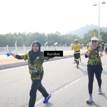 Runner Photo 6933832