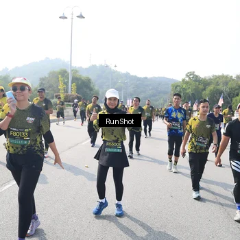Runner Photo 6933835
