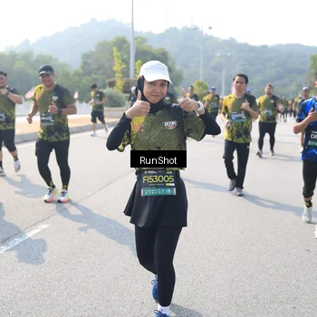Runner Photo 6933839