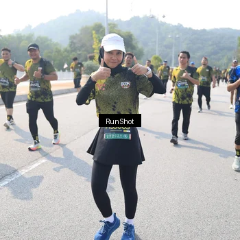Runner Photo 6933842