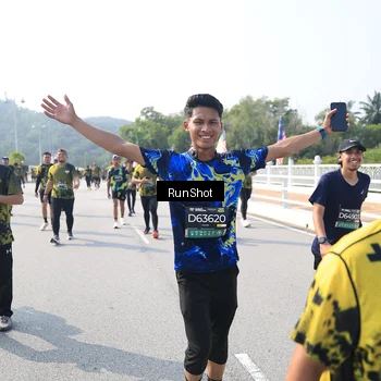 Runner Photo 6933854