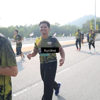 Runner Photo 6933877