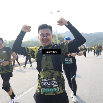 Runner Photo 6933896