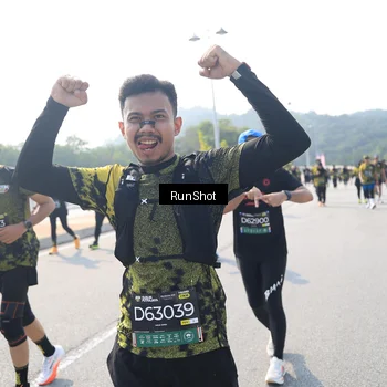 Runner Photo 6933898