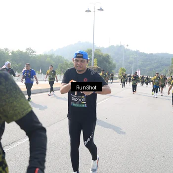 Runner Photo 6933902