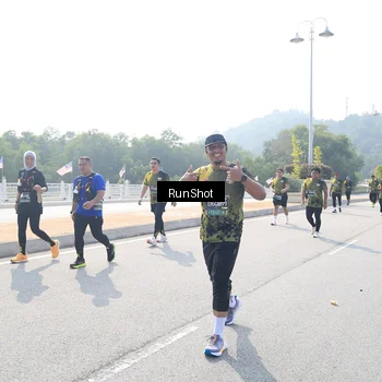 Runner Photo 6933914