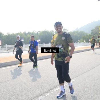 Runner Photo 6933915