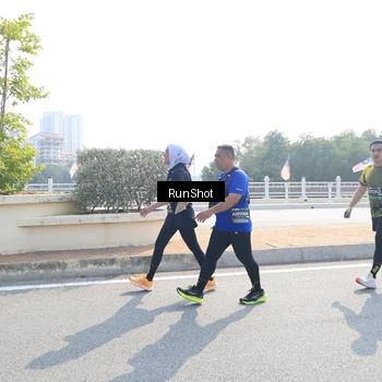 Runner Photo 6933925