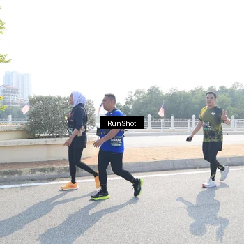 Runner Photo 6933930