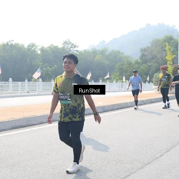 Runner Photo 6933937
