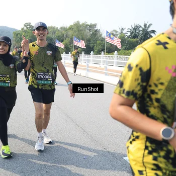Runner Photo 6933966