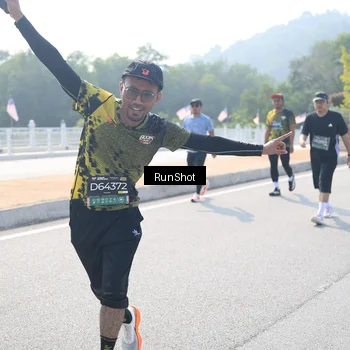 Runner Photo 6933968