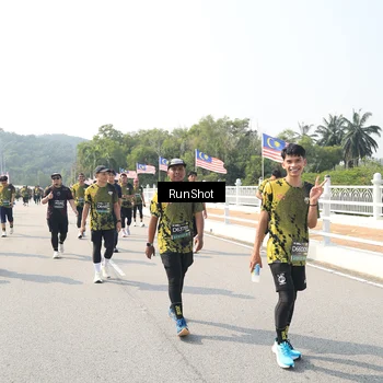 Runner Photo 6933989