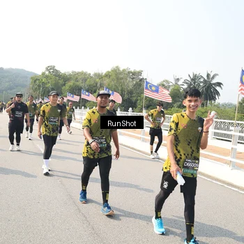 Runner Photo 6933993
