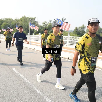 Runner Photo 6934016