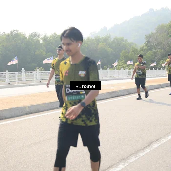 Runner Photo 6934027