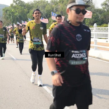 Runner Photo 6934038