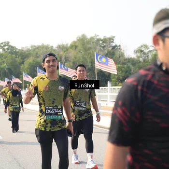 Runner Photo 6934044