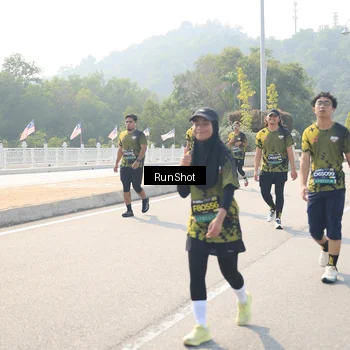 Runner Photo 6934064