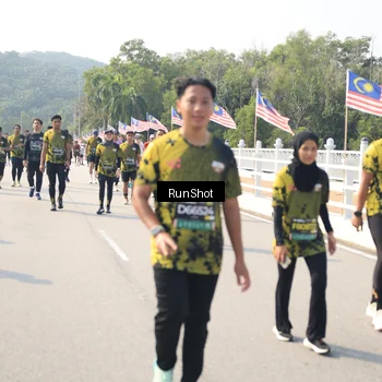 Runner Photo 6934068