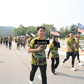 Runner Photo 6934072