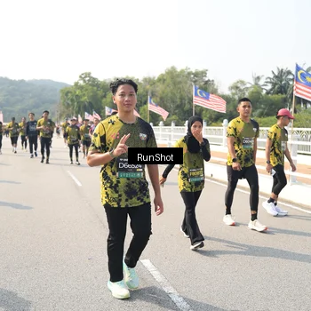 Runner Photo 6934080