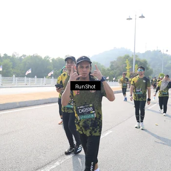 Runner Photo 6934081