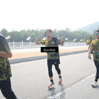Runner Photo 6934093