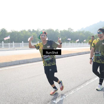 Runner Photo 6934097