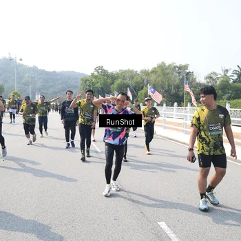 Runner Photo 6934104