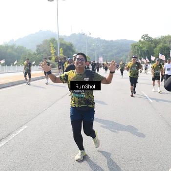 Runner Photo 6934135