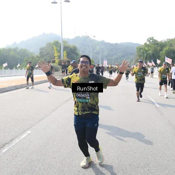 Runner Photo 6934136