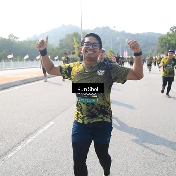 Runner Photo 6934140
